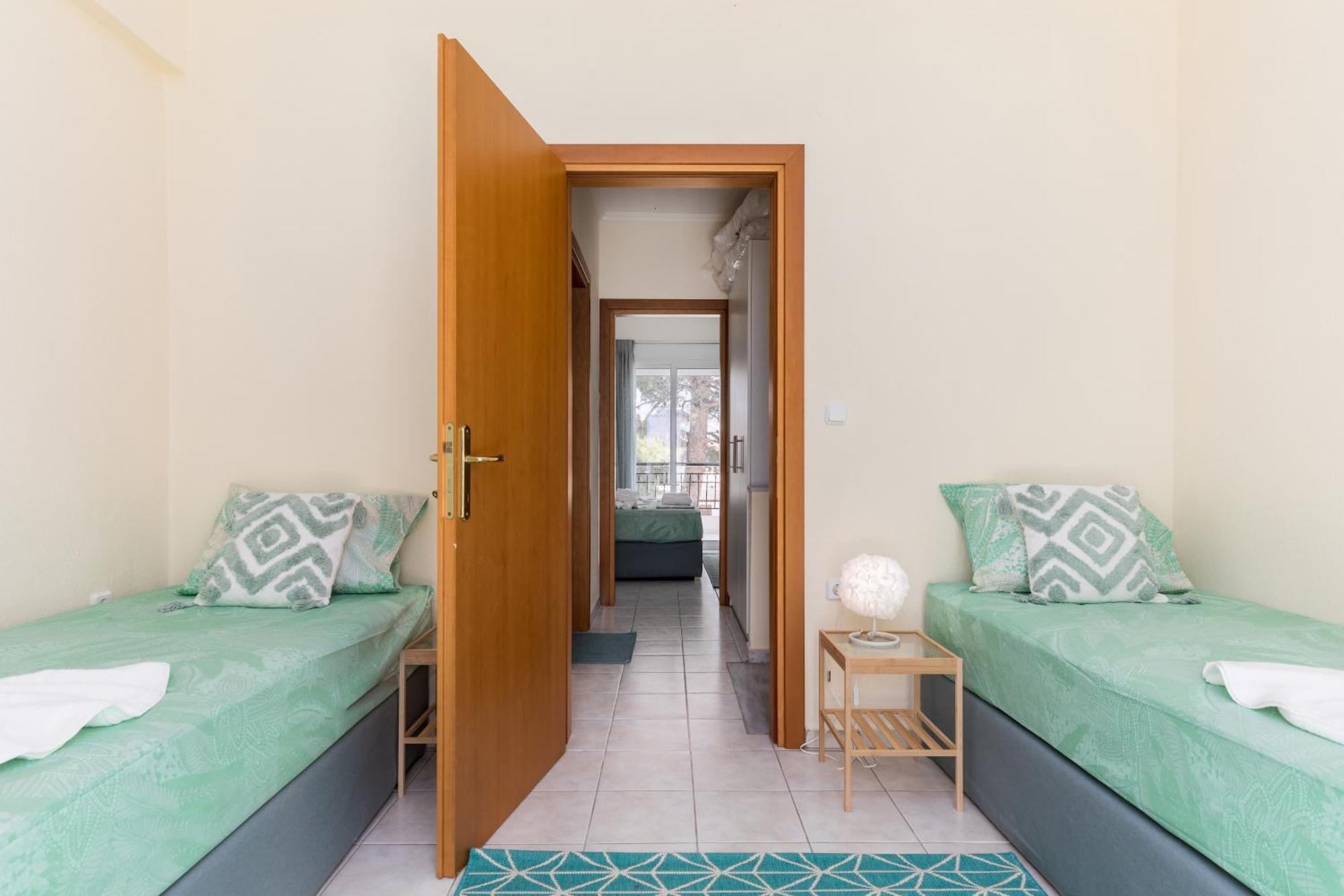 Alexandra'S Maisonette. Paralia Dionysiou Exterior foto